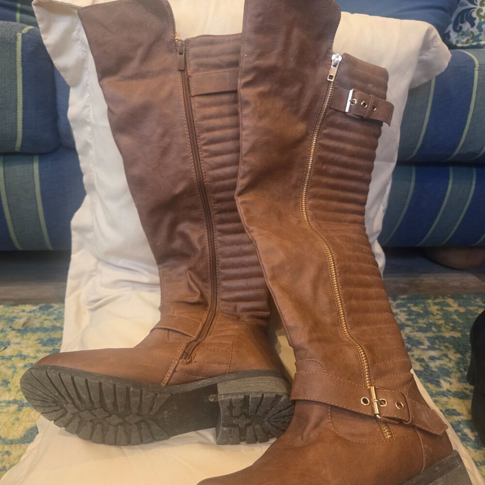 Over the knee Tan Boots - Picture 7 of 8